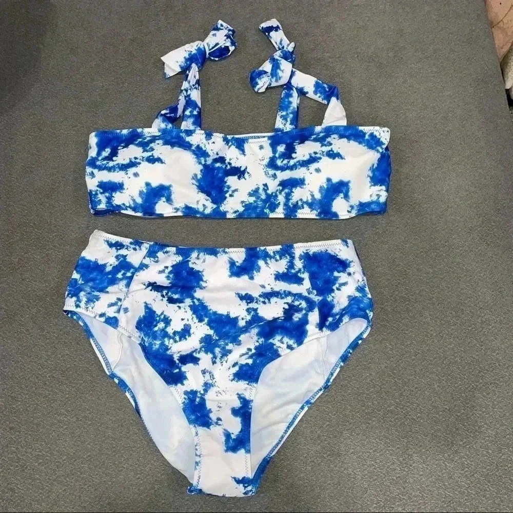 Swimsuit